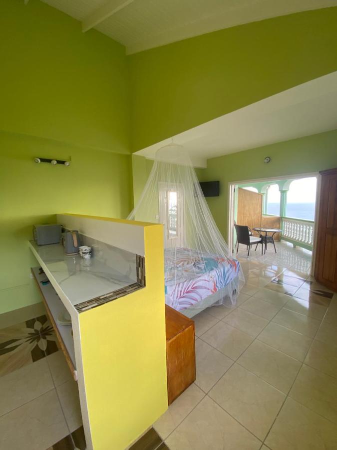 Greenhouse On The Hill, Sea View Studio Apartment Laborie Экстерьер фото