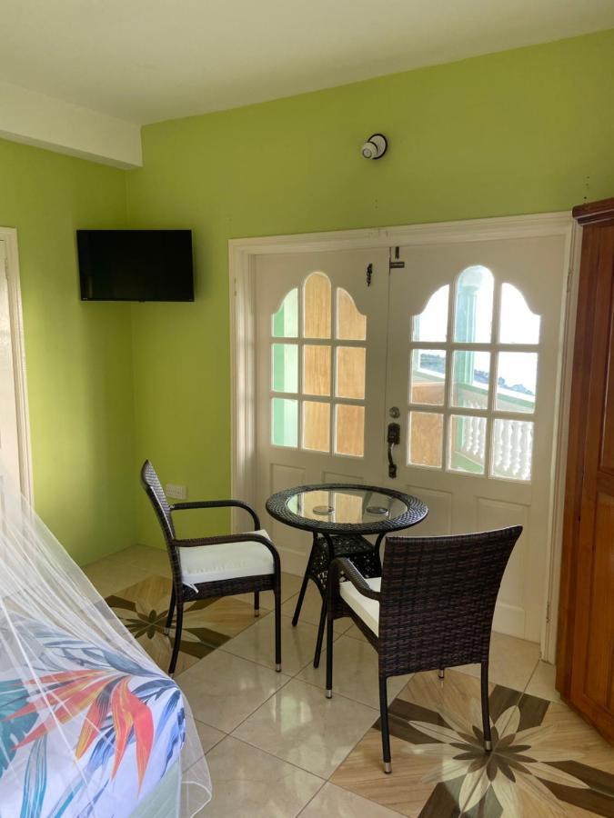 Greenhouse On The Hill, Sea View Studio Apartment Laborie Экстерьер фото